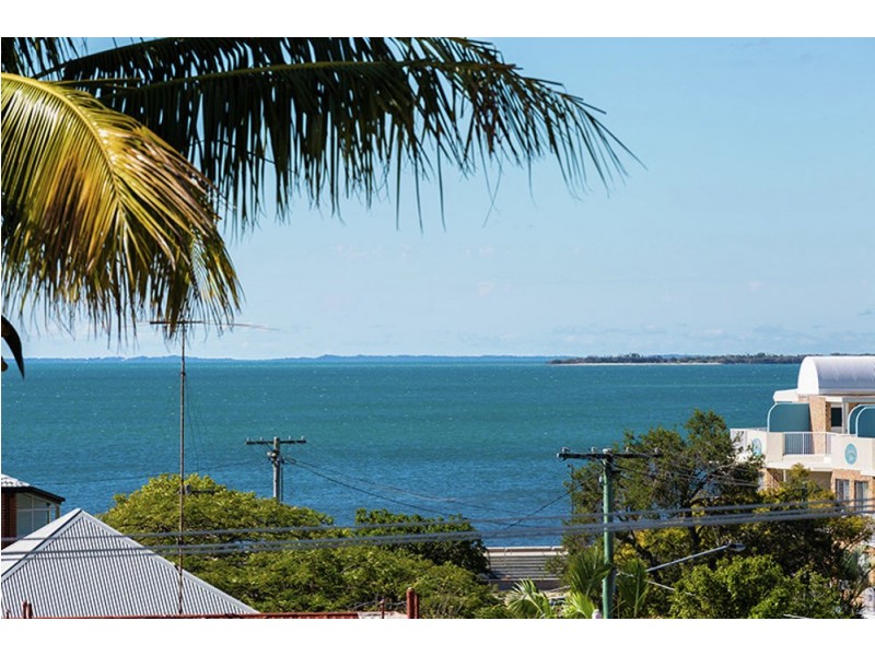110 Akonna St, Wynnum QLD 4178