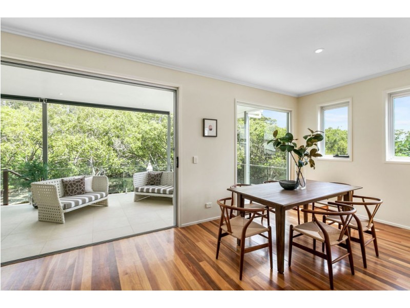 42 St Catherines Terrace, Wynnum QLD 4178