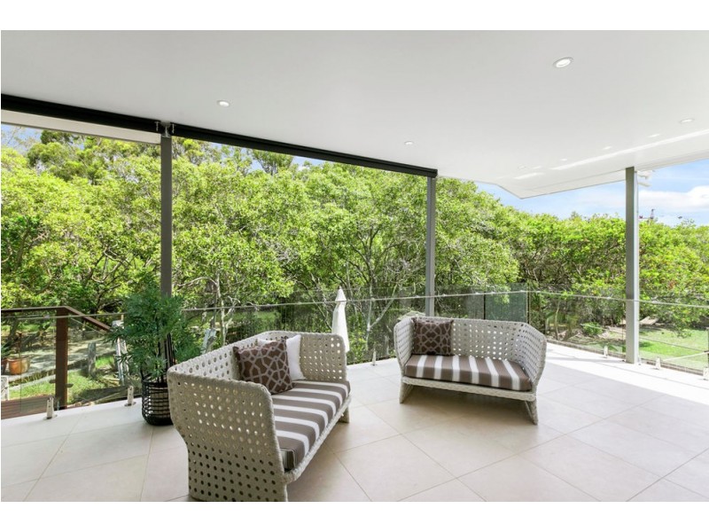 42 St Catherines Terrace, Wynnum QLD 4178