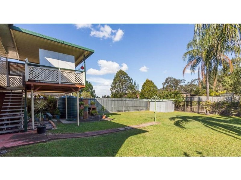 73 Malabar Street, Wynnum West QLD 4178