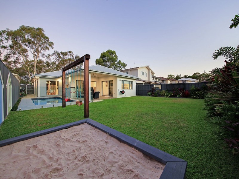 5 Lydia Pl, Gumdale QLD 4154