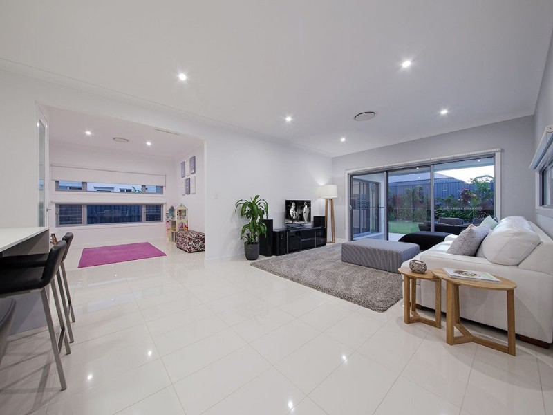 5 Lydia Pl, Gumdale QLD 4154