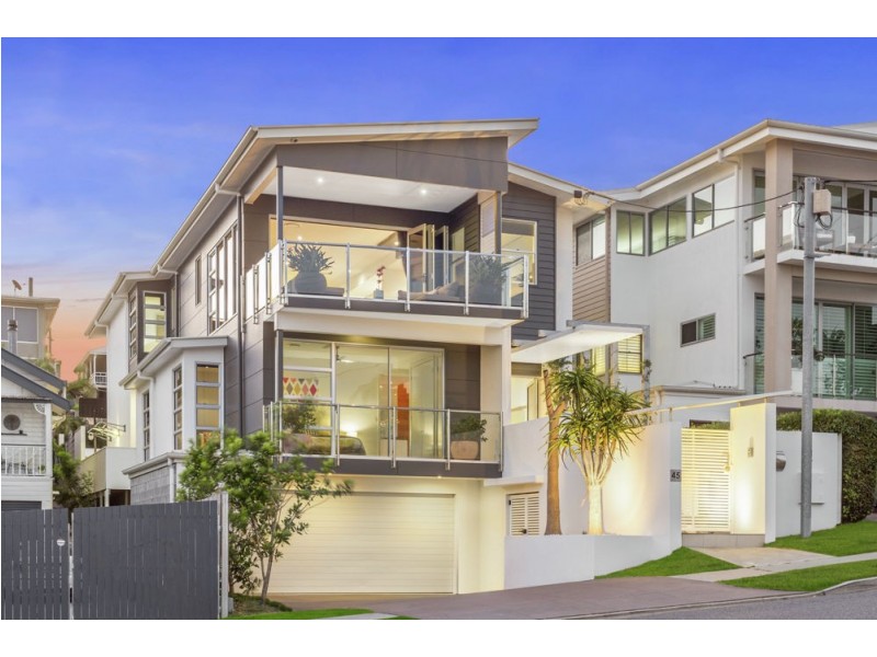 45 Oceana Terrace, Manly QLD 4179