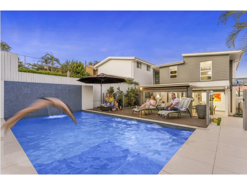 45 Oceana Terrace, Manly QLD 4179