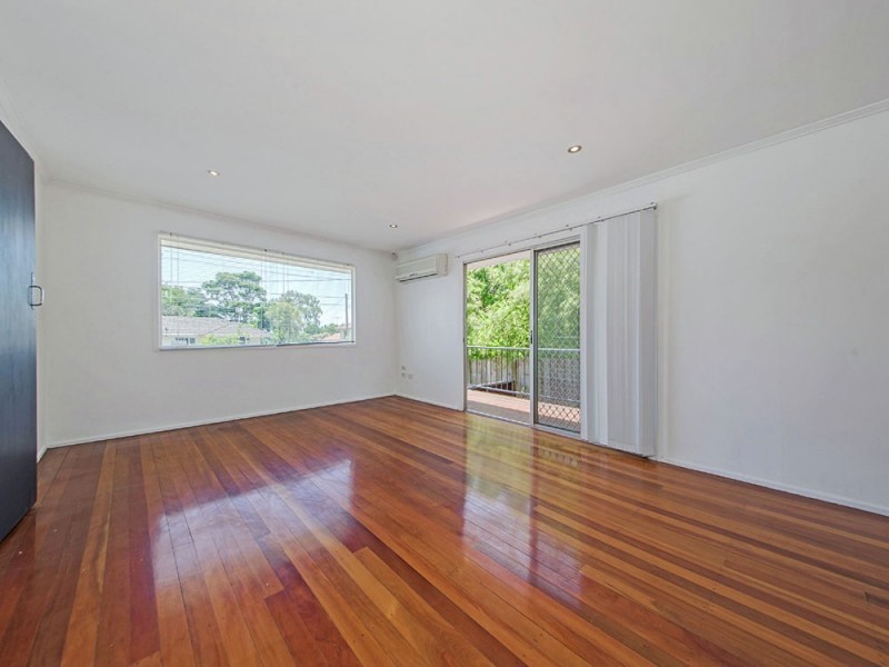 9 Ogilvie St, Wynnum QLD 4178