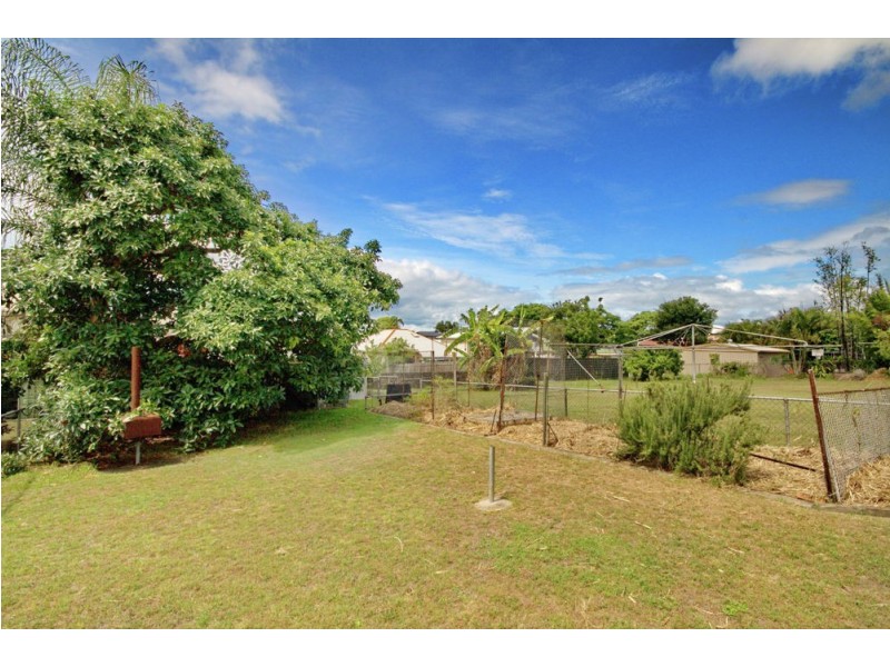 33 Fisher Street, Manly QLD 4179