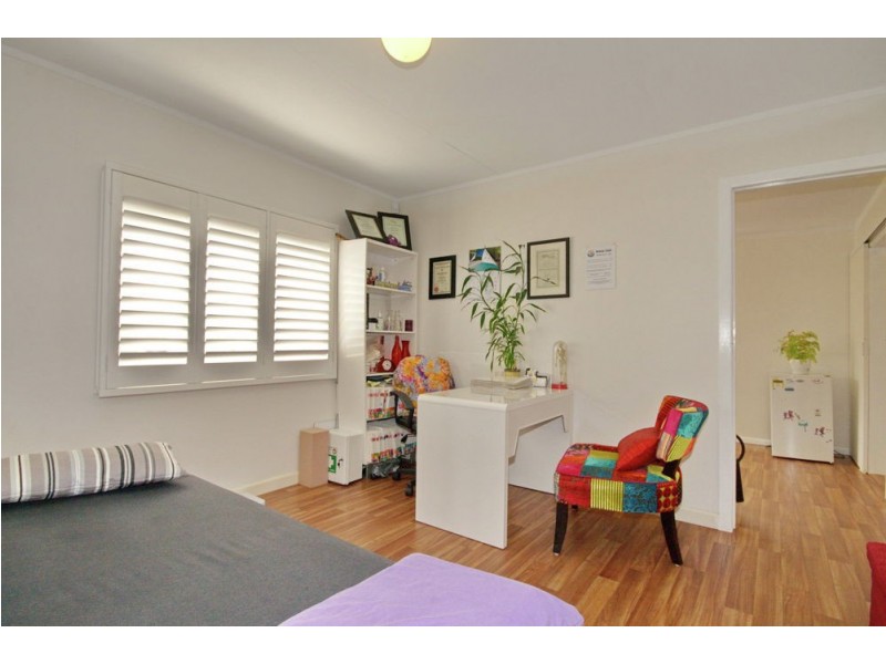 33 Fisher Street, Manly QLD 4179