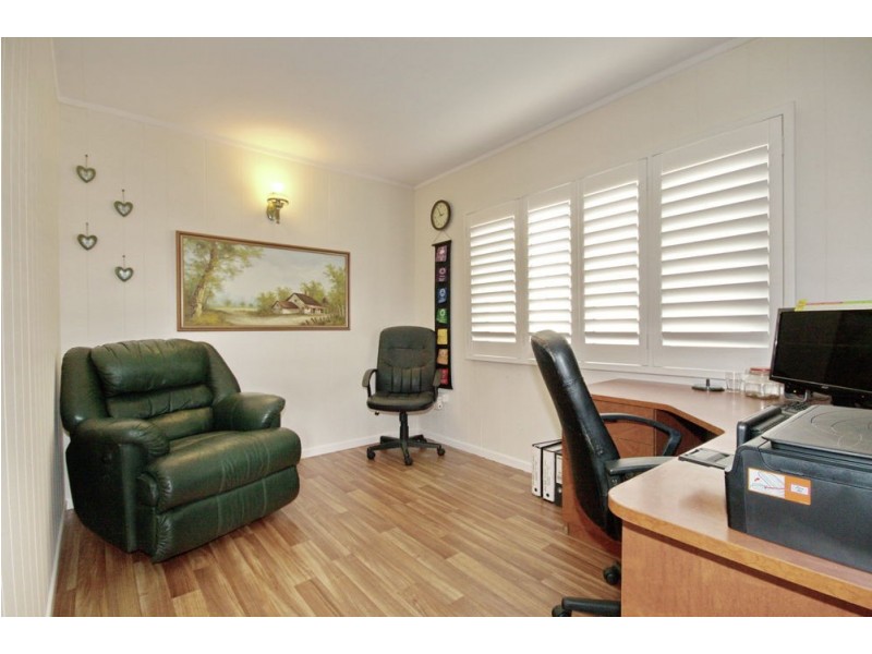33 Fisher Street, Manly QLD 4179