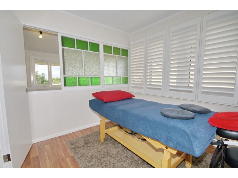 33 Fisher Street, Manly QLD 4179