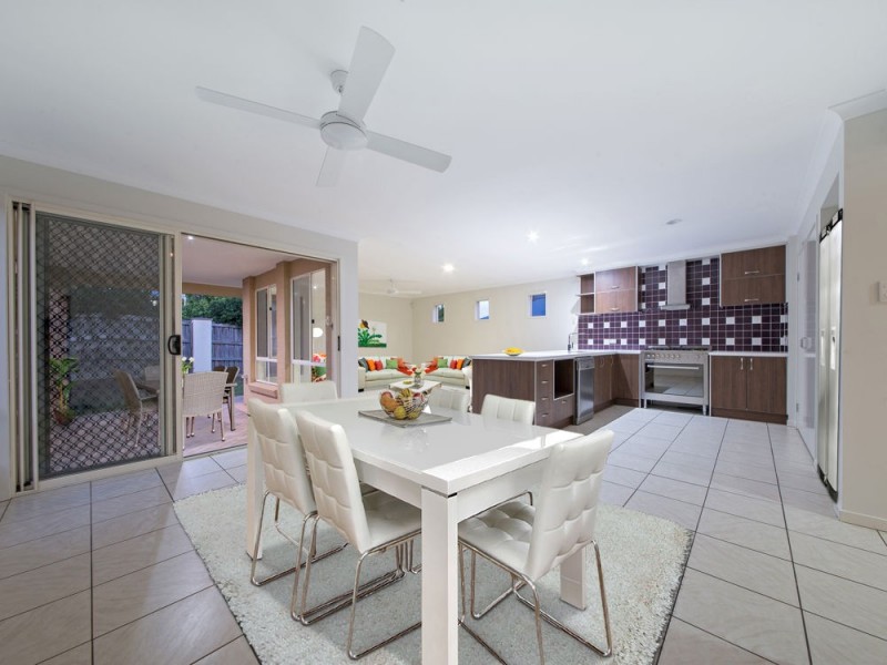 41 Williams St, Wakerley QLD 4154