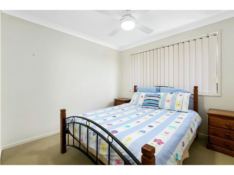 59 Worthing St, Wynnum QLD 4178