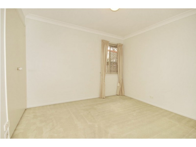 4/77 Ronald Street, Wynnum QLD 4178