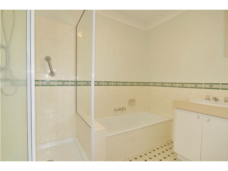 4/77 Ronald Street, Wynnum QLD 4178