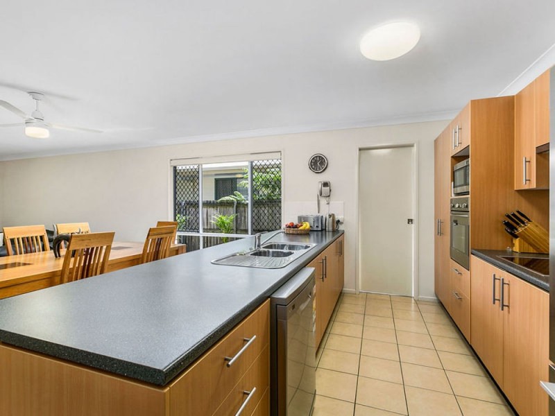 42a Faine Street, Manly West QLD 4179