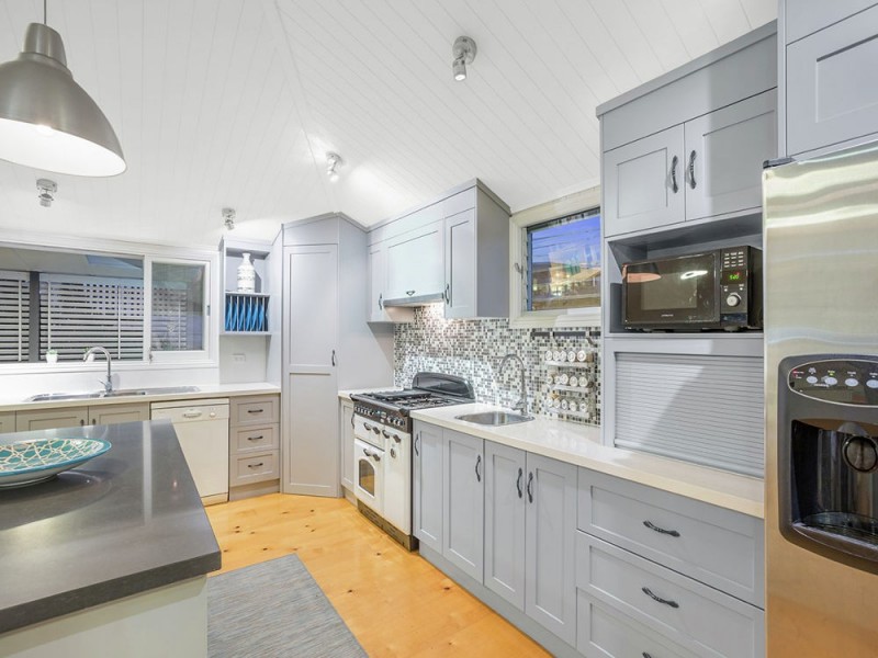 61 Kingsley Terrace, Wynnum QLD 4178