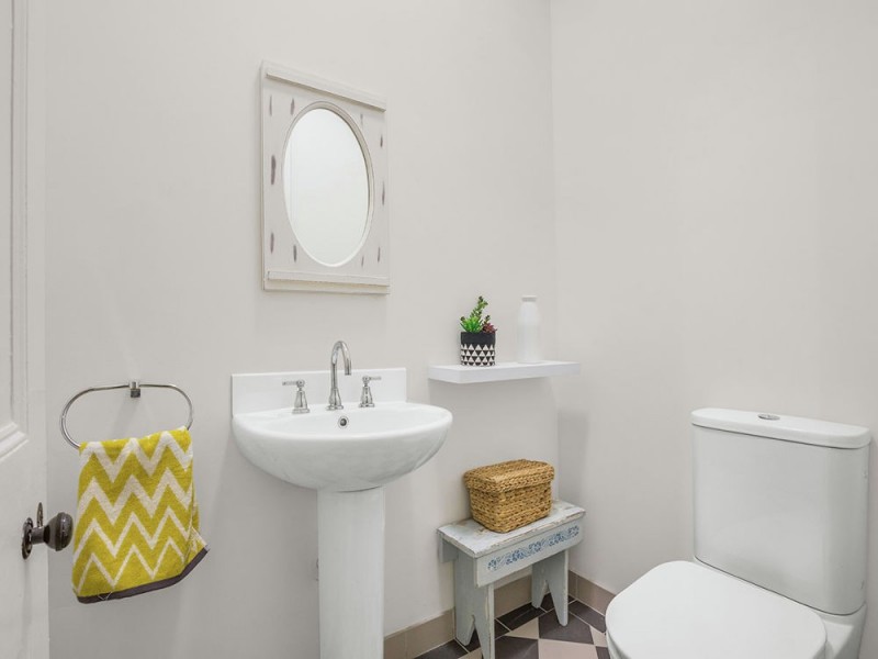 61 Kingsley Terrace, Wynnum QLD 4178