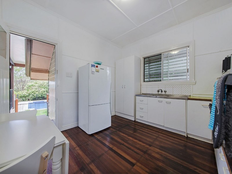 31 Parramatta Street, Manly QLD 4179