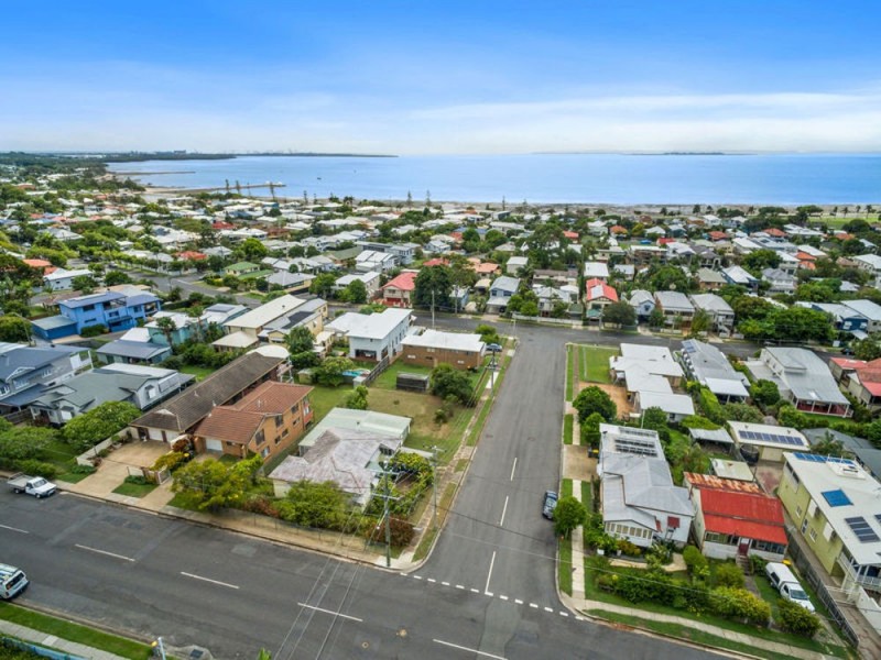 18-20 Kingsley Terrace, Wynnum QLD 4178