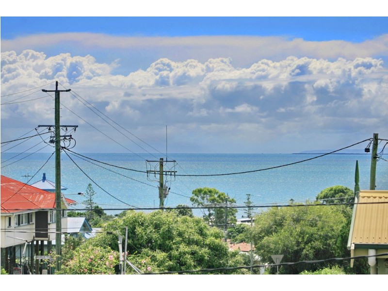 19 Wolsey Parade, Wynnum QLD 4178