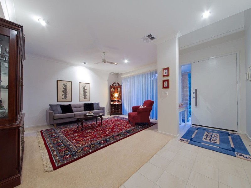 17 Barwin Street, Wakerley QLD 4154