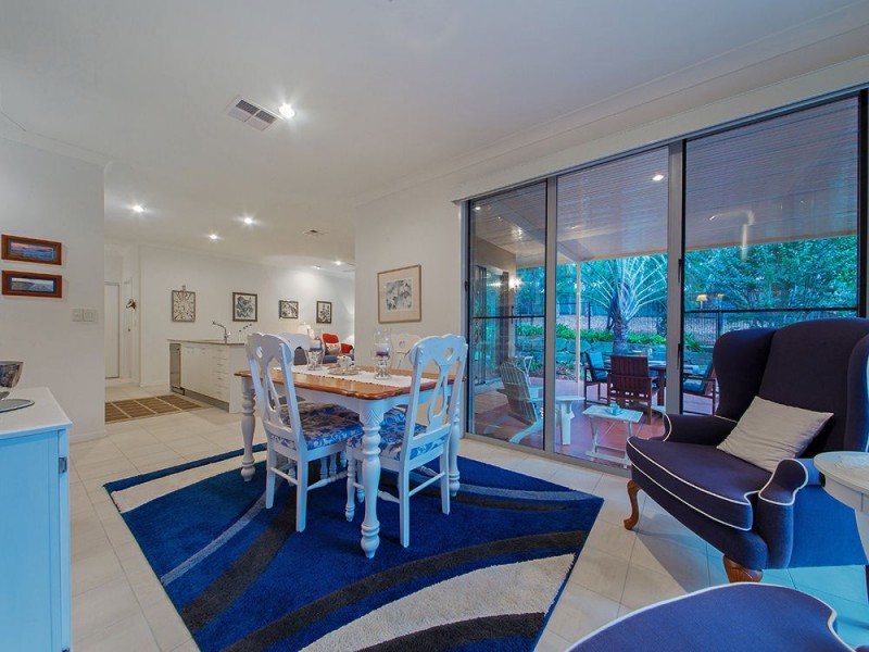 17 Barwin Street, Wakerley QLD 4154