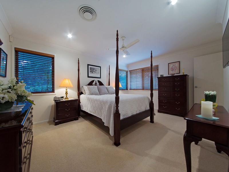 17 Barwin Street, Wakerley QLD 4154