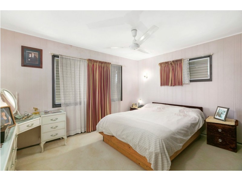 7 Sunstone St, Manly West QLD 4179