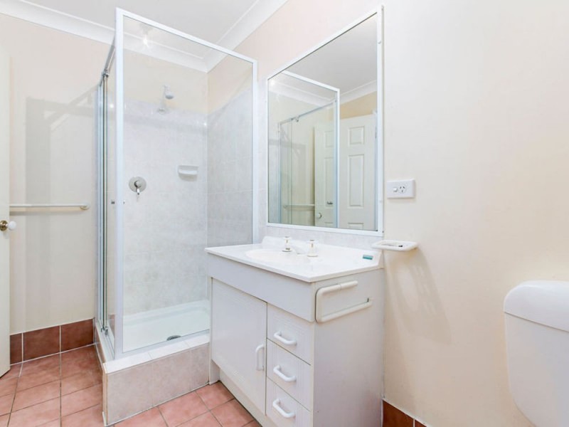 4 Arran Place, Belmont QLD 4153