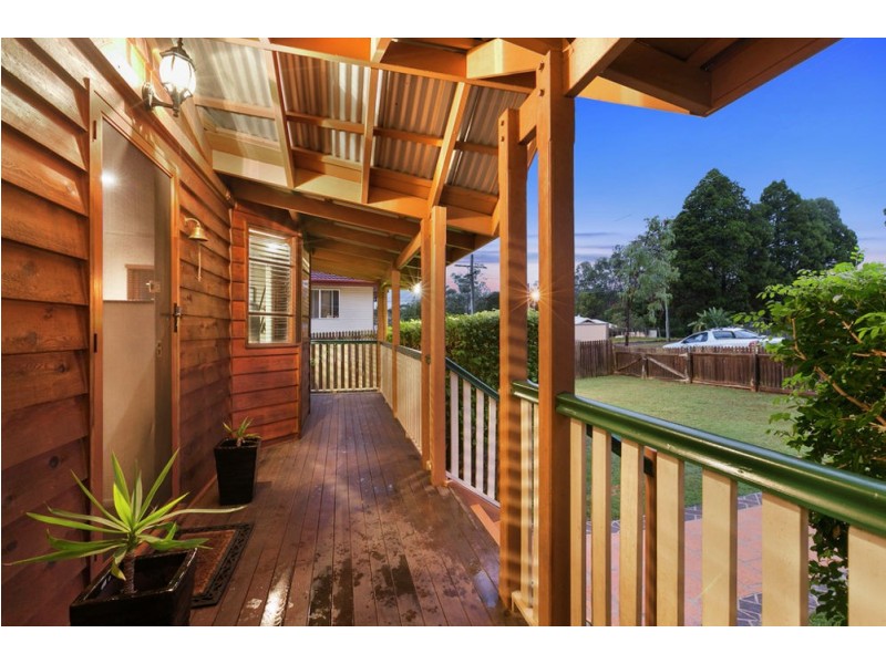 3 Beenwerrin Cr, Capalaba QLD 4157