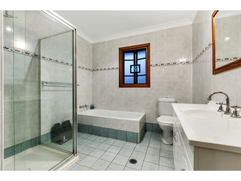 3 Beenwerrin Cr, Capalaba QLD 4157
