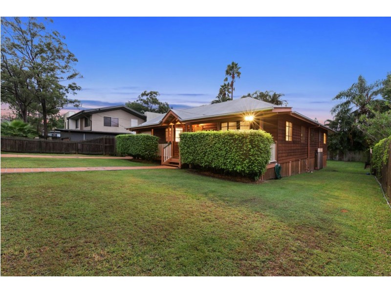 3 Beenwerrin Cr, Capalaba QLD 4157