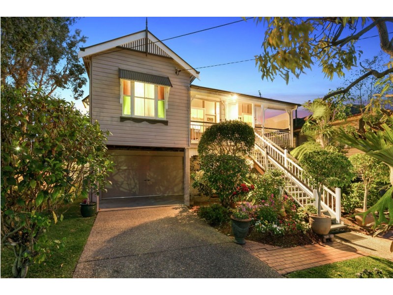33 Grattan Terrance, Wynnum QLD 4178