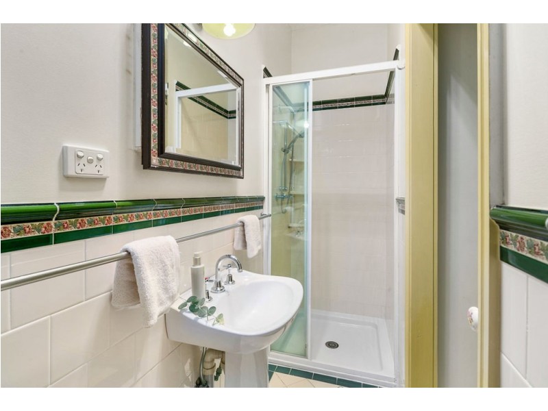 33 Grattan Terrance, Wynnum QLD 4178