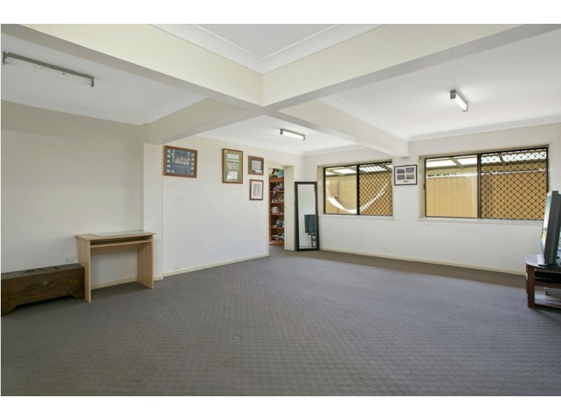 31 Natasha Street, Wynnum West QLD 4178