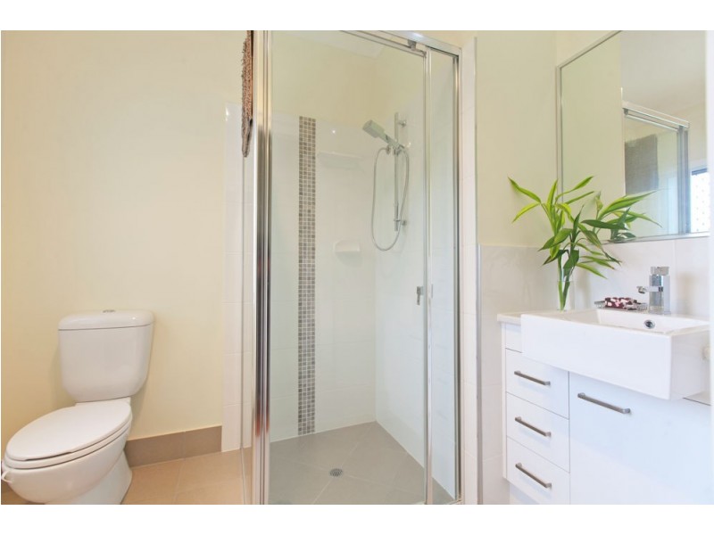 108 Kamarin Street, Manly West QLD 4179