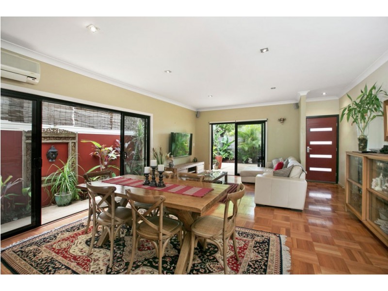 101 Chestnut Street, Wynnum QLD 4178