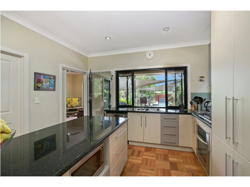 101 Chestnut Street, Wynnum QLD 4178