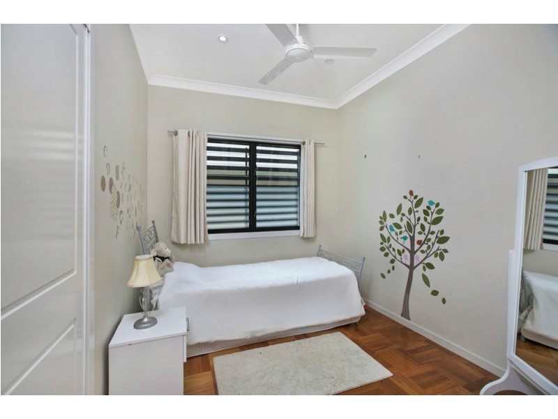 101 Chestnut Street, Wynnum QLD 4178