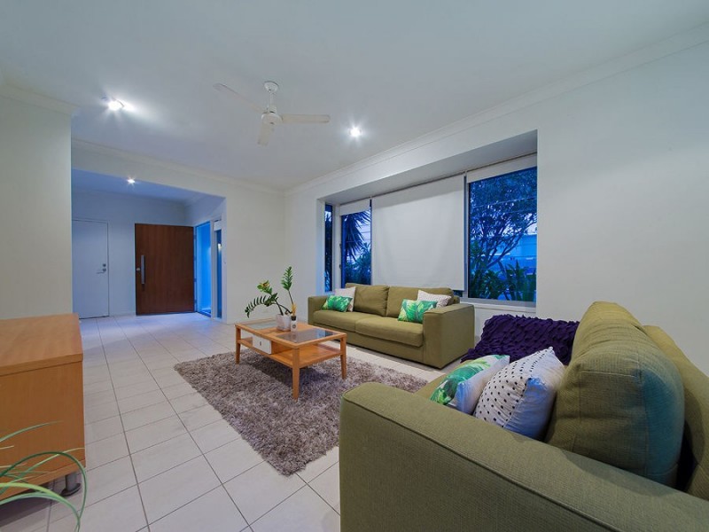 105 Mossvale Drive, Wakerley QLD 4154
