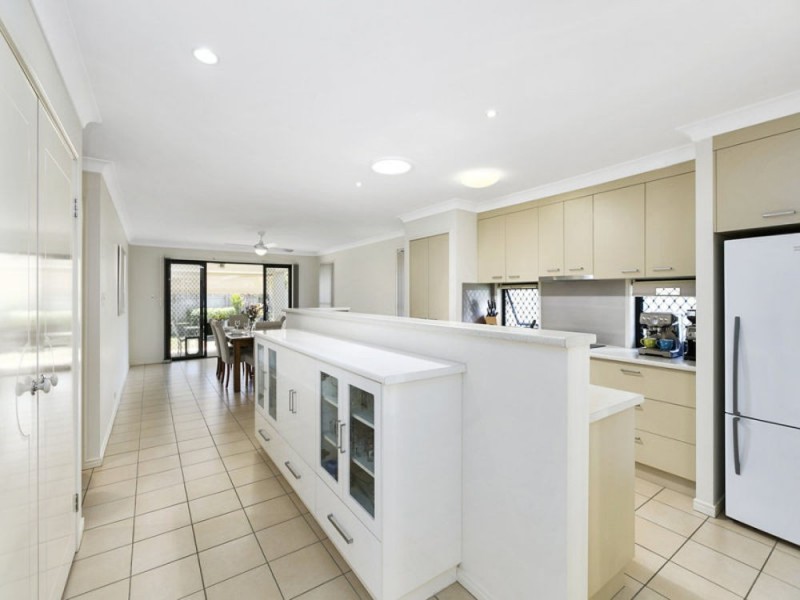 59 Worthing Street, Wynnum QLD 4178