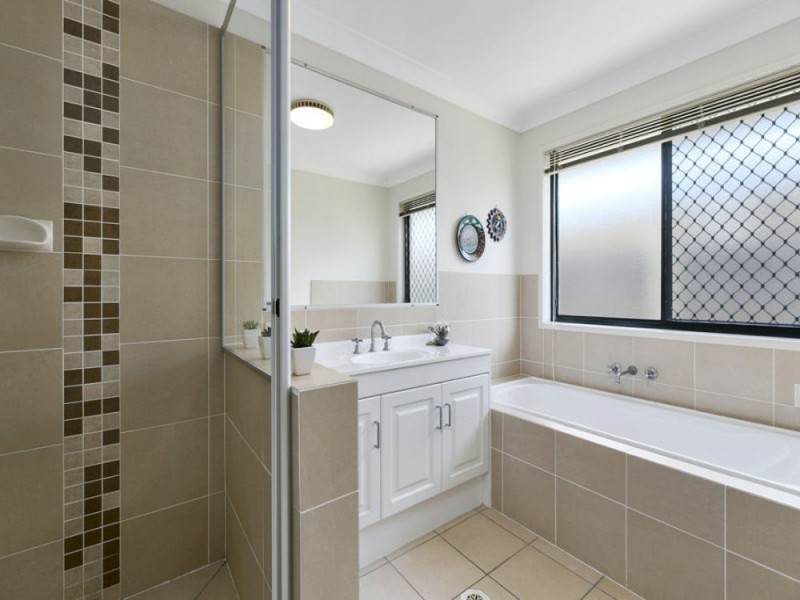 59 Worthing Street, Wynnum QLD 4178