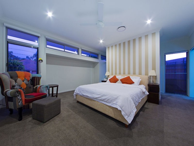 6 Thomson Place, Wakerley QLD 4154