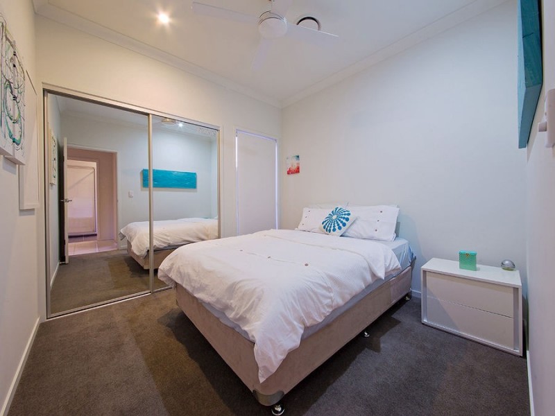 6 Thomson Place, Wakerley QLD 4154