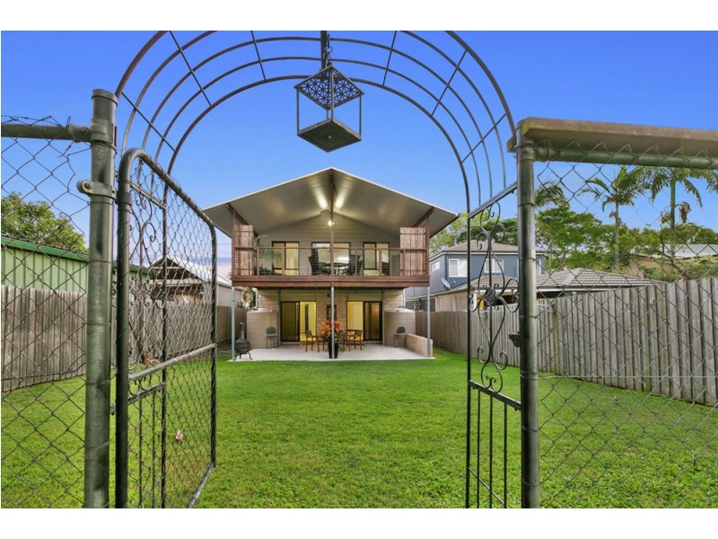 134a Dibar St, Wynnum QLD 4178