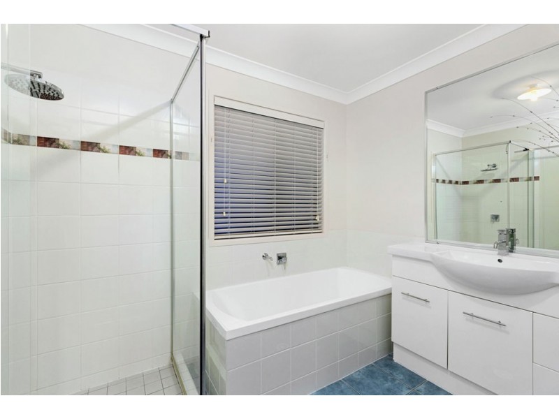 134a Dibar St, Wynnum QLD 4178