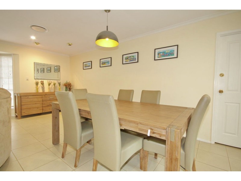 37 Teraglin Street, Manly West QLD 4179