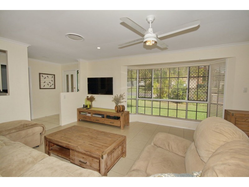 37 Teraglin Street, Manly West QLD 4179