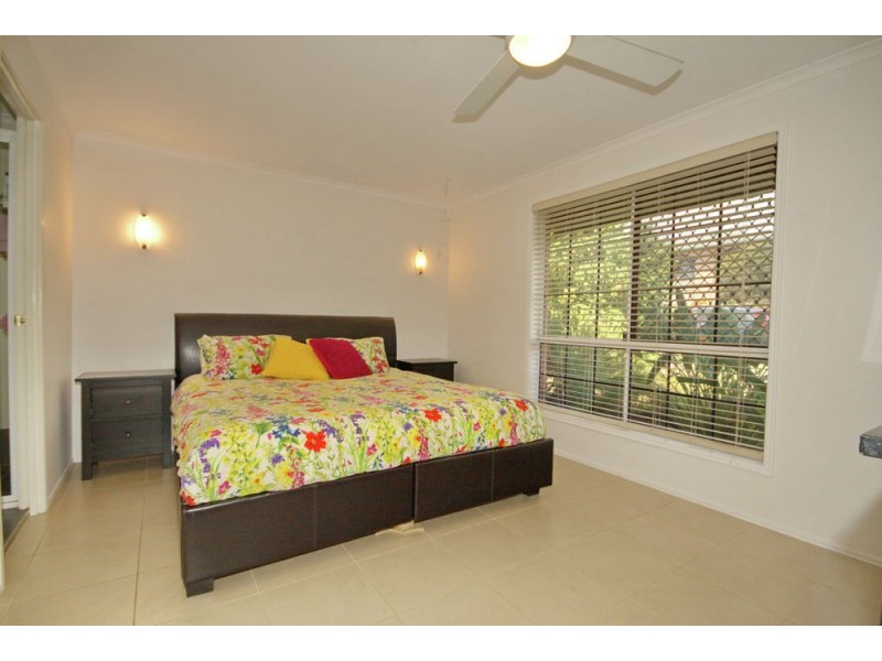 37 Teraglin Street, Manly West QLD 4179