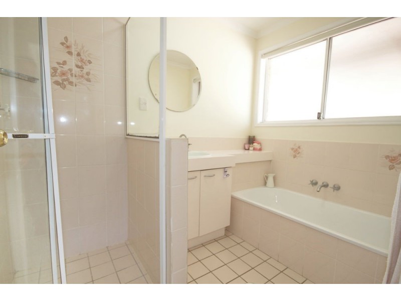 37 Teraglin Street, Manly West QLD 4179