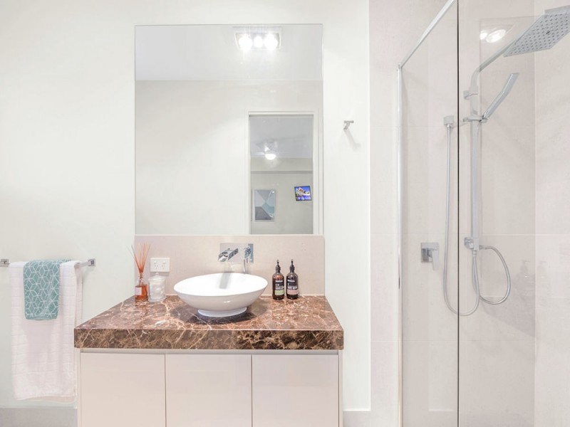 16 Adam Street, Wynnum QLD 4178